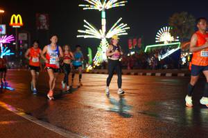 BIB: 2272
                            <button type="button" onclick="openModal(16179682)" class="btn btn-primary btn-sm float-right btn-popup" data-toggle="modal" data-target=".modal-high-quality">
                        <i class="fas fa-shopping-cart"></i> Add to Cart
                    </button>
                                            <button type="button" onclick="isThisMe(16179682, true)" class="btn btn-success btn-sm float-right btn-popup btn-isme hidden" data-toggle="tooltip" data-placement="bottom" title="นี่คือรูปของคุณใช่ไหม คลิกที่นี่เพื่อเอาเข้าอัลบั้ม">
                        <i class="fas fa-plus"></i> Add to album
                    </button>
                    <button type="button" onclick="isThisMe(16179682, false)" class="btn btn-warning btn-sm float-right btn-popup btn-isnotme hidden">
                        <i class="fas fa-ban"></i> Remove from album
                    </button>